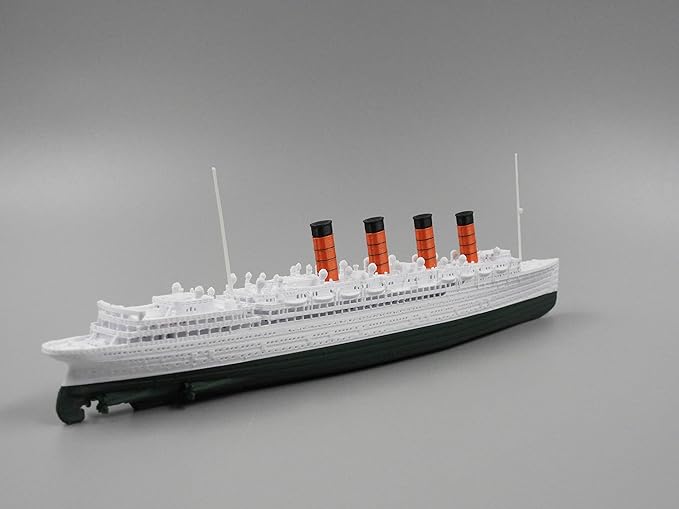 12" Prebuilt Display Model Ship (RMS Mauretania- Last 4 Years 1ft length Model)