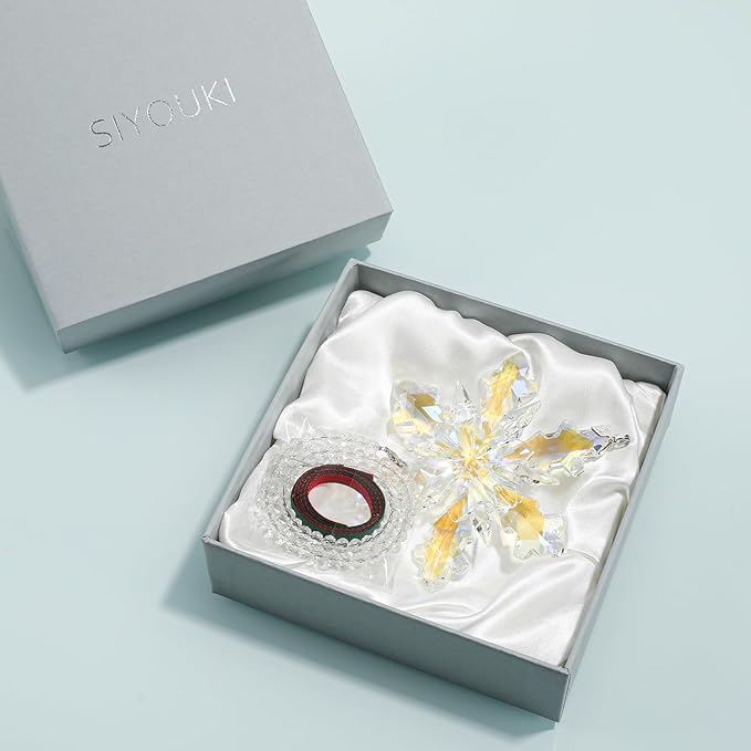 2024 Annual Edition Crystal Snowflake Ornaments Christmas Ornaments Home Hanging Decor Gifts (Clear)