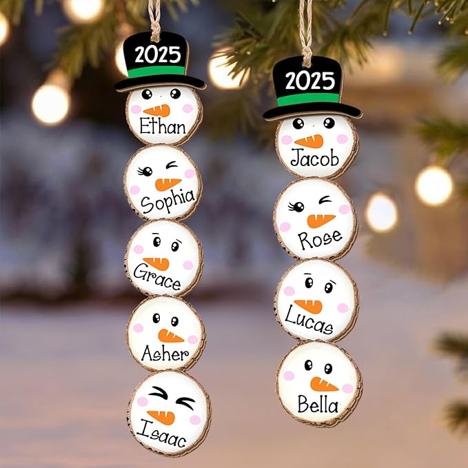 Personalized Snowman Family Ornament, Custom Names on Stacked Snowmen with Top Hats and Carrot Nose Faces, Hanging Tree Decoration, Gifts for Families, Gifts for Christmas