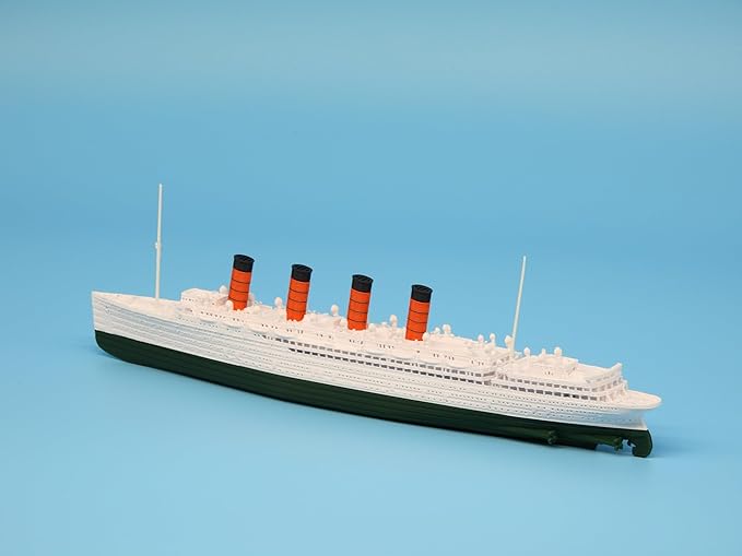 12" Prebuilt Display Model Ship (RMS Mauretania- Last 4 Years 1ft length Model)