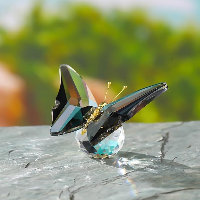 Movdyka Crystal Butterfly Decor Figurines for Mom Women, Grey Glass Butterfly Craft Desk Office Dcorations Table Centerpieces, Animal Ornaments Paperweight