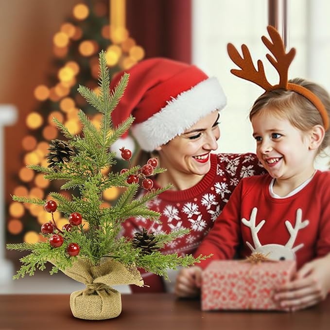 Mini Christmas Tree, 18.5 inch Tabletop Artificial Small Christmas Tree with Red Berries Pinecones Small Xmas Tree for Home, Dining Room, Office, Hotel, Party Desk, Table Top, Mantel