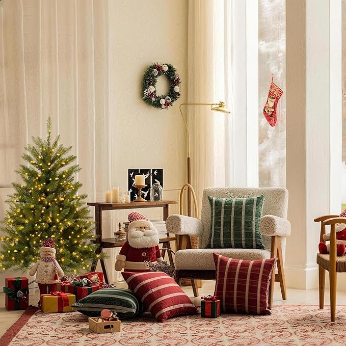 4FT Pre-Lit Artificial Christmas Tree,Small Artificial Holiday Dunhill Fir Xmas Tree with 200 White Lights, 559 PVC Branch Tips & Foldable Metal Stand for School,Home and Party Décor