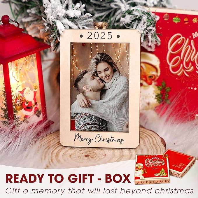 2025 Christmas Ornament Picture Frame - Couple Photo Frame Ornaments - Picture Frame Ornament For Tree - Merry Christmas Ornaments With Picture Insert - Christmas Gift For Newlywed, Engagement
