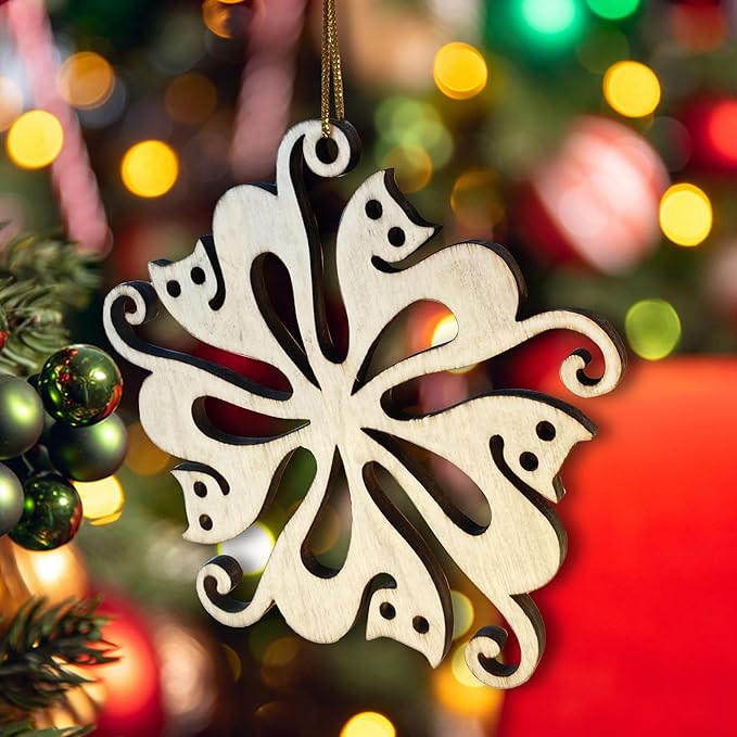 2024 Cats Snowflake Wooden Ornament - Whimsical Christmas Tree Decoration - Perfect Christmas Ideas for Cat Lovers