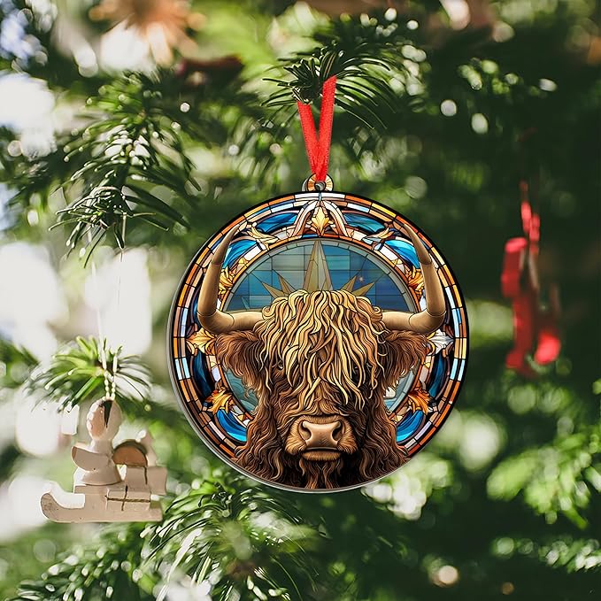 OASSIE Highland Cow Ornament for Christmas Tree - Suncatcher Christmas Ornaments 2025 - Farmhouse Brown Highland Cow Gifts for Women Men Mom Dad Family, Stocking Stuffers for Farm Xmas Decorations