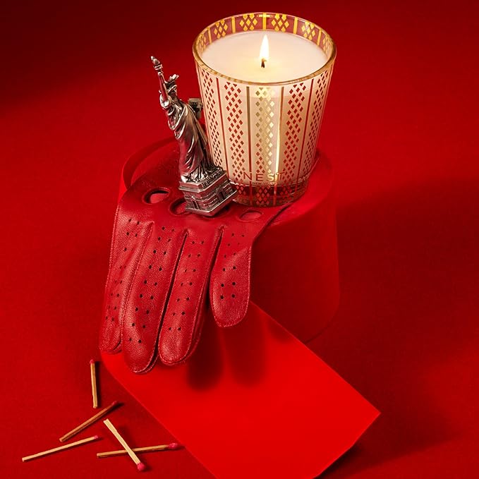 NEST New York Scented Classic Candle, Holiday - 8.1 oz - Up to 60-Hour Burn Time - Reusable Glass Vessel