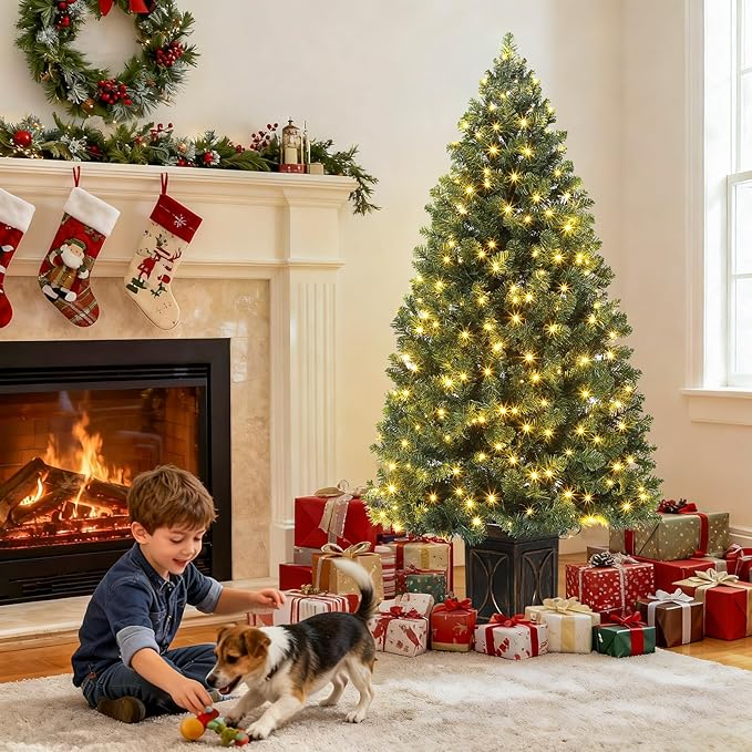 GarveeHome 4.5 ft Green Christmas Tree, Pre-Lit Artificial Potted Xmas Tree with 300 Led Lights, 8 Lighting Modes, Black Base Design, Dense Branch Realistic Home Party Decoration w/Easy Assembly，1 PC