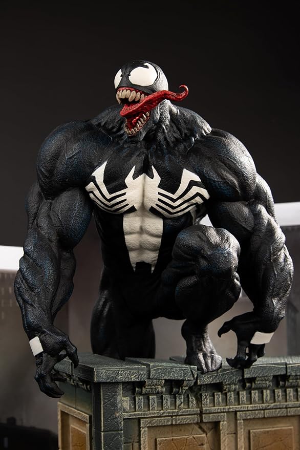 McFarlane Toys - Marvel Venom 1:6th Scale Collectible with Scene & Comic (Venom #5)