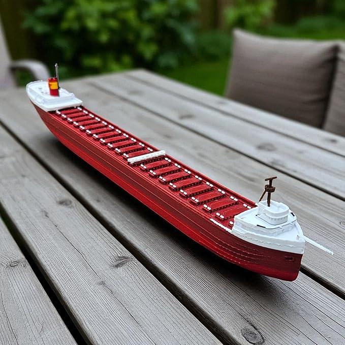 12" Prebuilt Display Model Ship (Floating SS Edmund Fitzgerald 1ft Model)