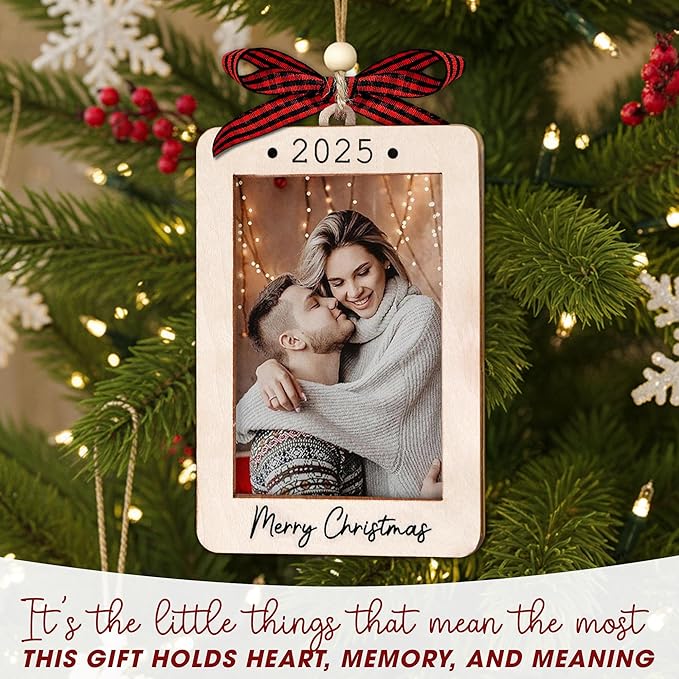 2025 Christmas Ornament Picture Frame - Couple Photo Frame Ornaments - Picture Frame Ornament For Tree - Merry Christmas Ornaments With Picture Insert - Christmas Gift For Newlywed, Engagement