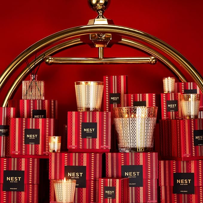 NEST New York Scented Classic Candle, Holiday - 8.1 oz - Up to 60-Hour Burn Time - Reusable Glass Vessel