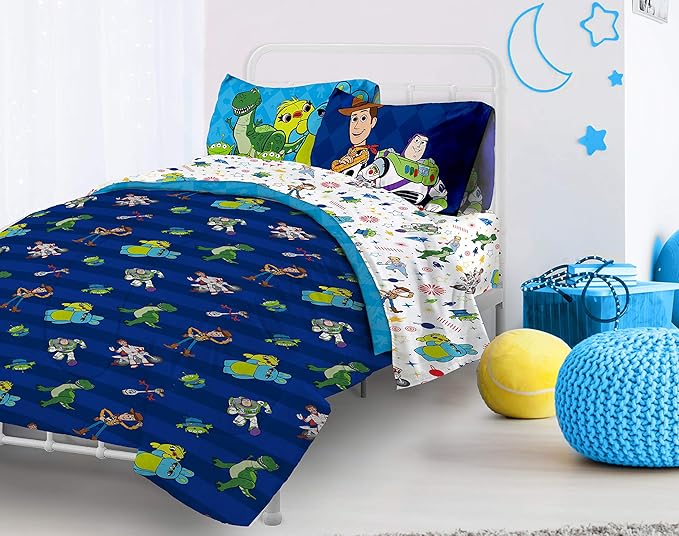 Jay Franco Disney Toy Story Buzz & Woody 5 Piece Full Bed Set - Includes Reversible Comforter & Sheet Set - Super Soft Fade Resistant Microfiber - (Official Disney Product)