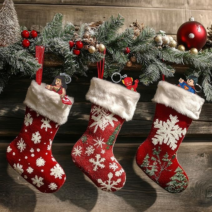 LEGO DC Super Heroes Large 3 Inch Tall Figure Keychain Light - Superman (KE39H)