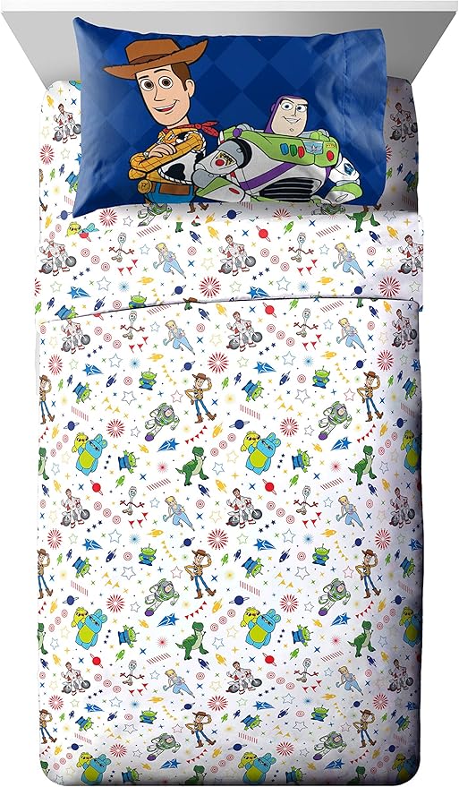 Jay Franco Disney Toy Story Buzz & Woody 5 Piece Full Bed Set - Includes Reversible Comforter & Sheet Set - Super Soft Fade Resistant Microfiber - (Official Disney Product)