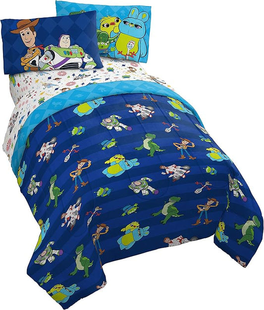 Jay Franco Disney Toy Story Buzz & Woody 5 Piece Full Bed Set - Includes Reversible Comforter & Sheet Set - Super Soft Fade Resistant Microfiber - (Official Disney Product)